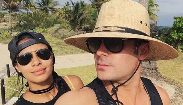 Zac Efron es captado de vacaciones en México
