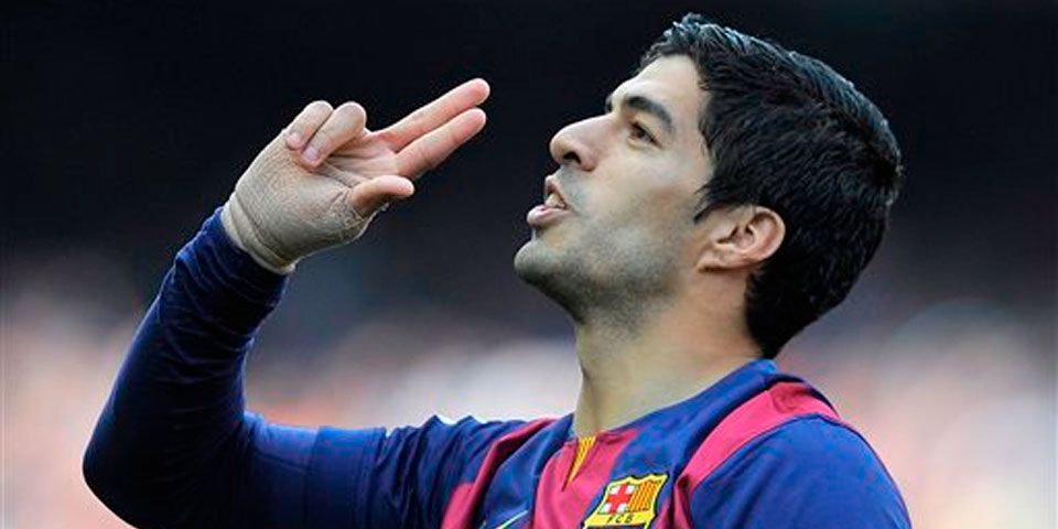 Luis Suárez conduce al Barça a la victoria