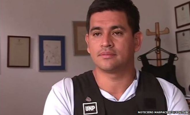 Periodista colombiano se manda amenazas de muerte Periodista colombiano se manda amenazas de muerte