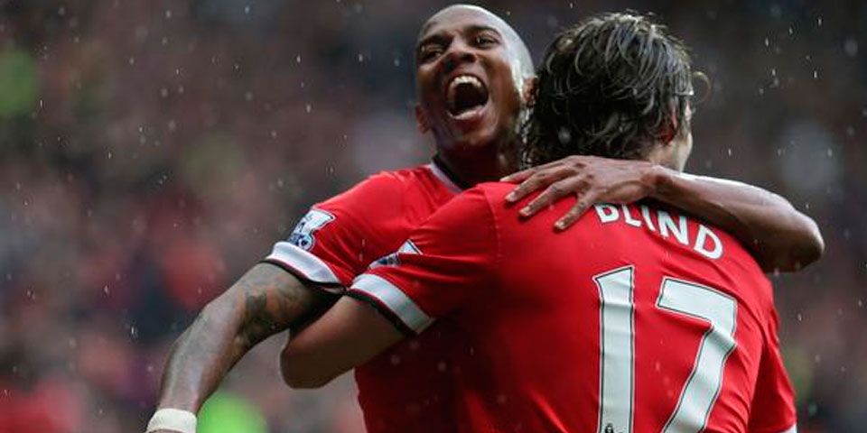 United gana derbi de Manchester