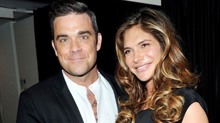 Robbie Williams y su esposa son demandados por acoso sexual Robbie Williams y su esposa son demandados por acoso sexual