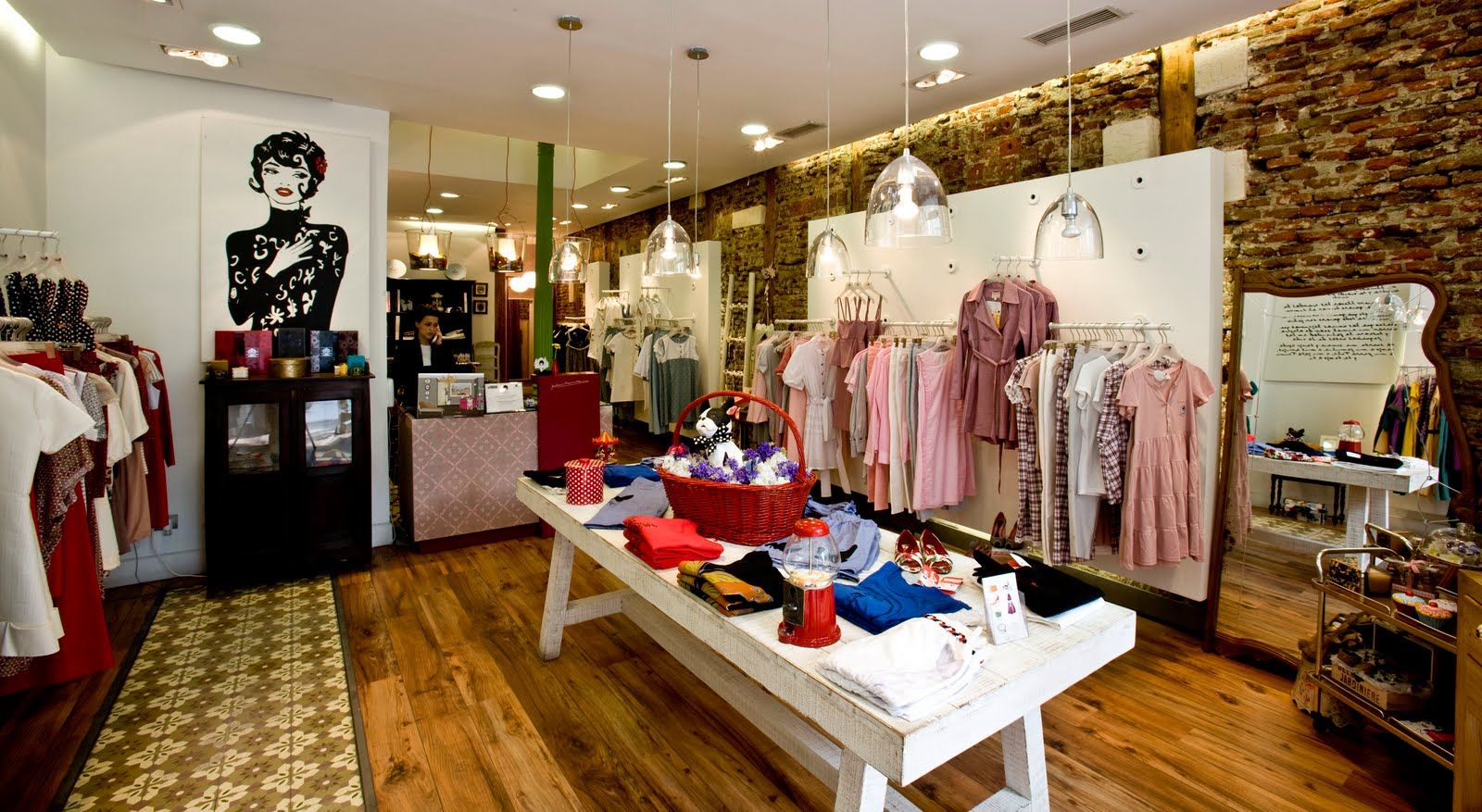 Industria del vestido prevé aumento de ventas por Día de las Madres