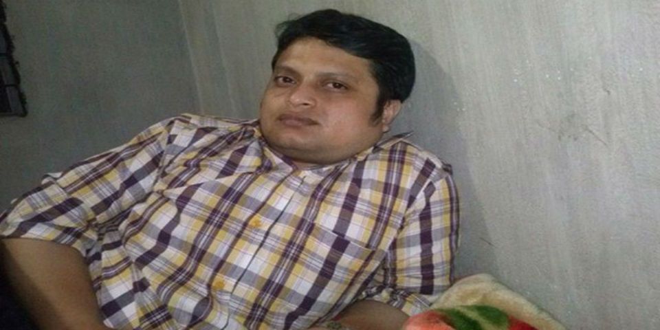 Asesinan a bloguero que promovía el secularismo en Bangladesh Asesinan a bloguero que promovía el secularismo en Bangladesh