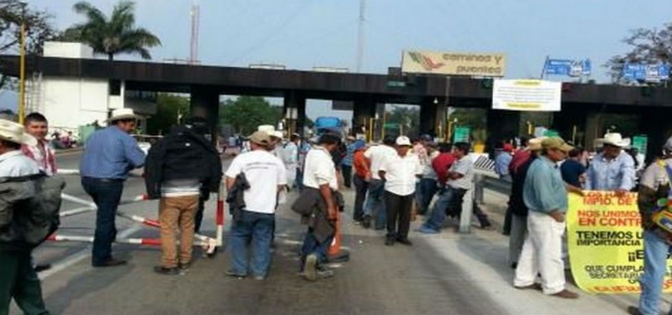 Bloqueo en Autopista Veracruz-México
