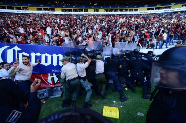Vetan dos partidos al Estadio Jalisco