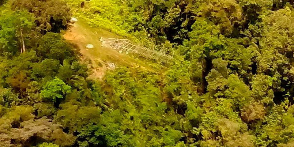 FARC dejan sin energía eléctrica a 400 mil personas FARC dejan sin energía eléctrica a 400 mil personas