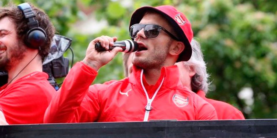 Wilshere lanza insultos durante festejos del Arsenal