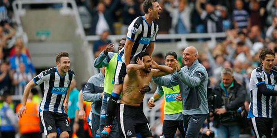 Jonás Gutiérrez salva al Newcastle