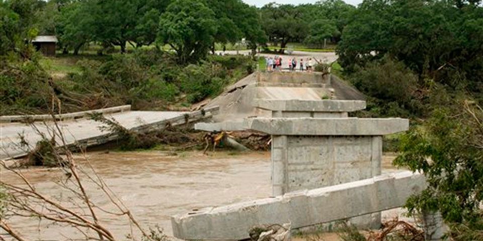 Mueren dos por lluvias en EE.UU.