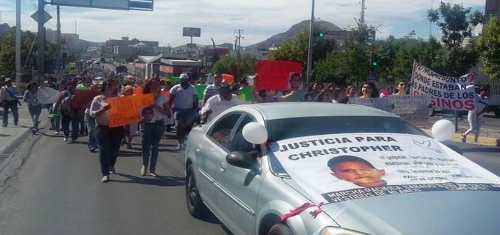 Marchan pidiendo justicia para Christopher