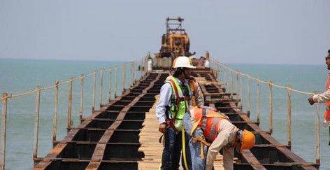 Continúa desmantelamiento de muelle en Acapulco: Profepa