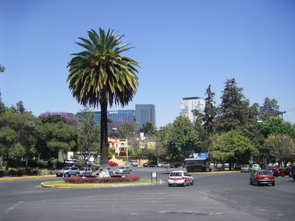 Engañan a trabajadoras domésticas para robar en Lomas de Chapultepec - Rondell_in_Lomas_de_Chapultepec-1024x768