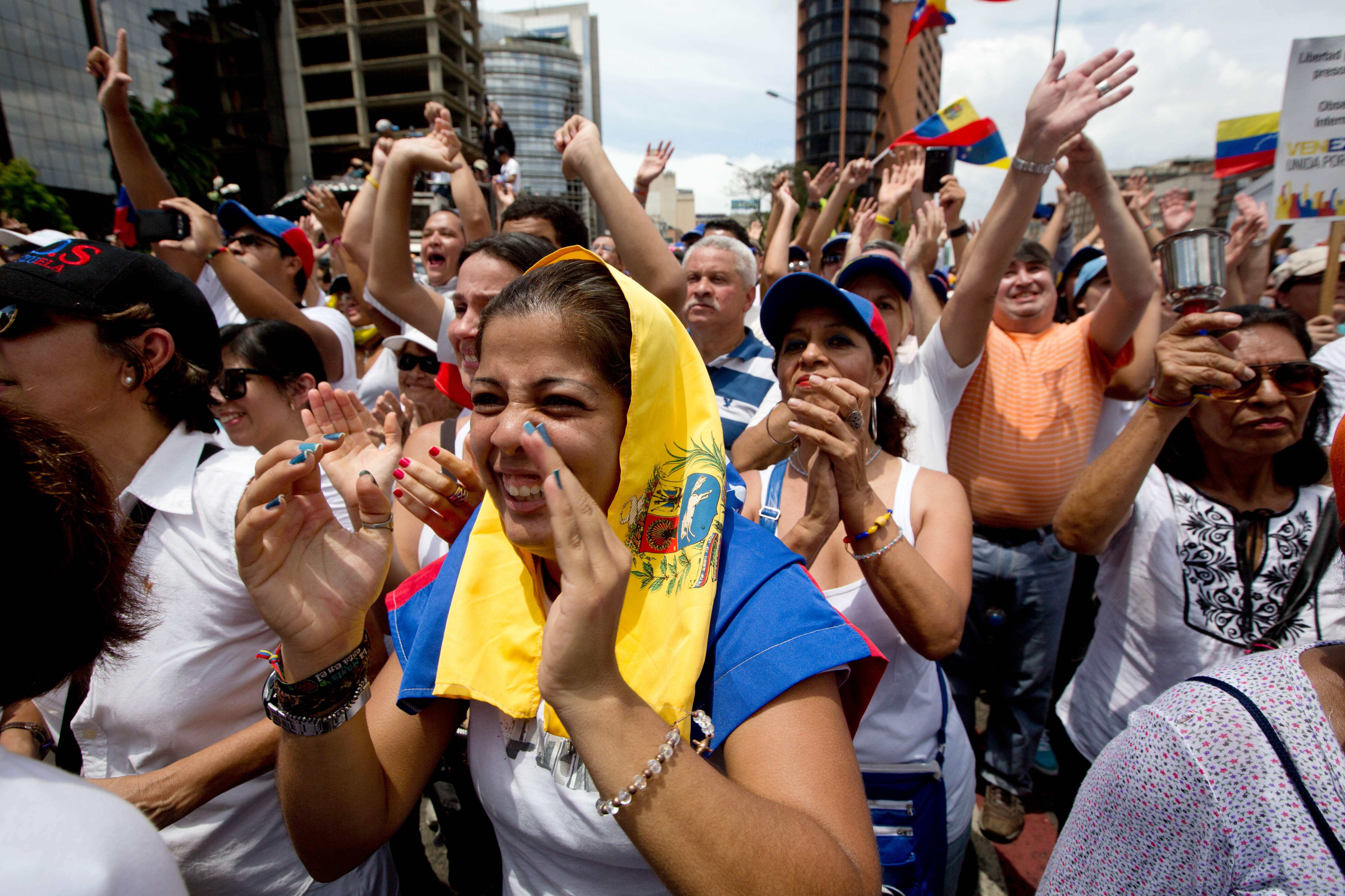 Venezuela registra la inflación más alta del mundo - SOP-AP-SPANI-SPAN-VE_Ruiz