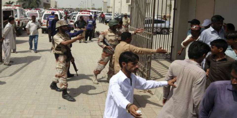 Atentado en Pakistán deja 43 muertos