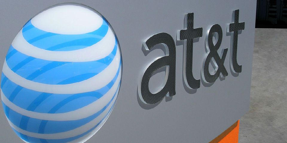 AT&T inicia operaciones en México