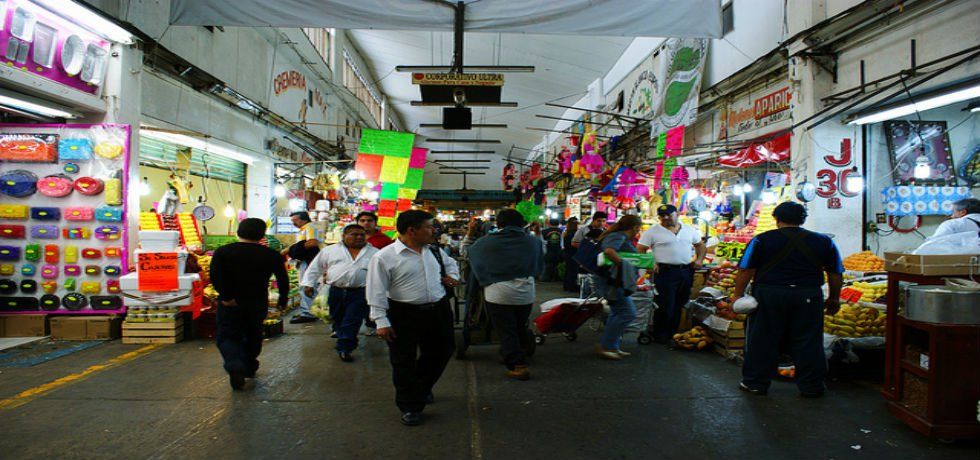 Encuentran a una mujer muerta en la Central de Abasto