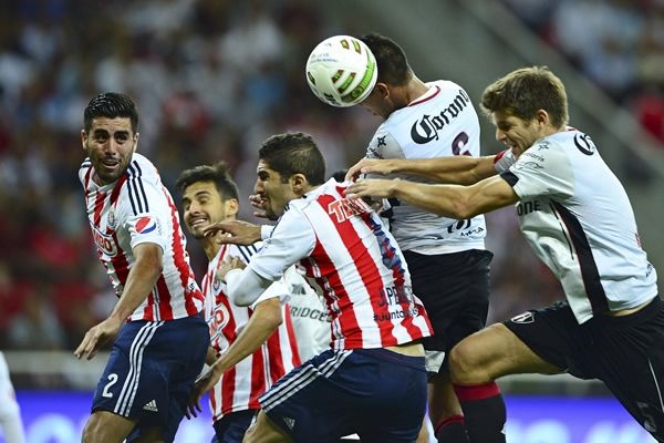 Clásico Tapatío congela emociones