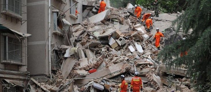 Desaparecidas al menos 16 personas por deslizamiento de tierra en China