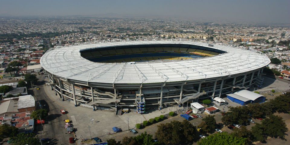 Estadio Jalisco clausurado por el Ayuntamiento