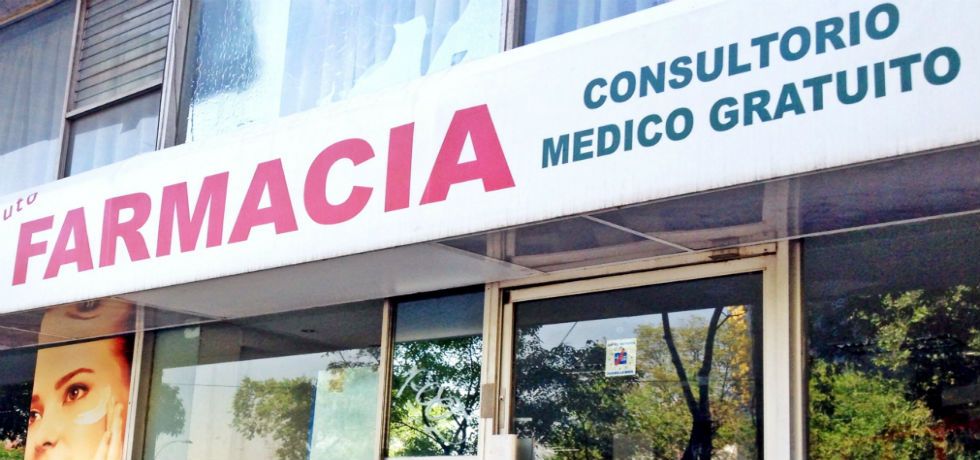Denuncian aumento de robo a farmacias y venta ilegal de medicamentos - farmacia-con-consultorio