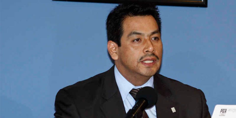 Extitular de la SEIDO gana amparo