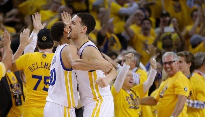 Warriors amplían ventaja sobre Rockets