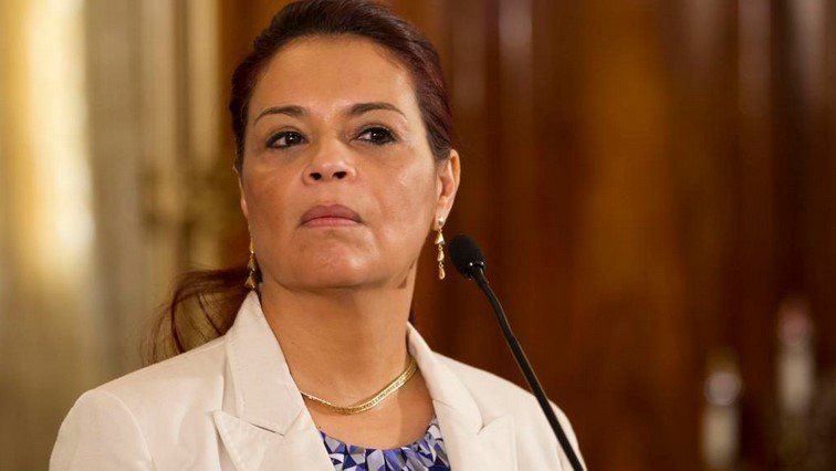 Renuncia vicepresidenta de Guatemala por supuesto caso de corrupción