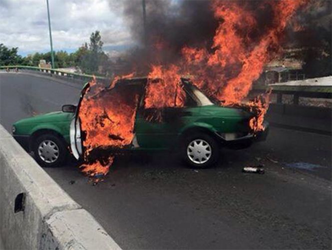 Incendios de vehículos en León deja 4 detenidos