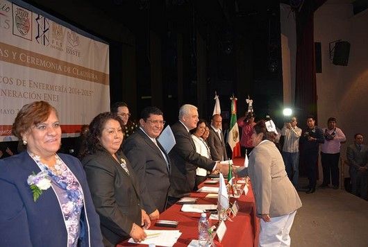 Primera generación de Escuela de Enfermería del ISSSTE se gradúa Primera generación de Escuela de Enfermería del ISSSTE se gradúa