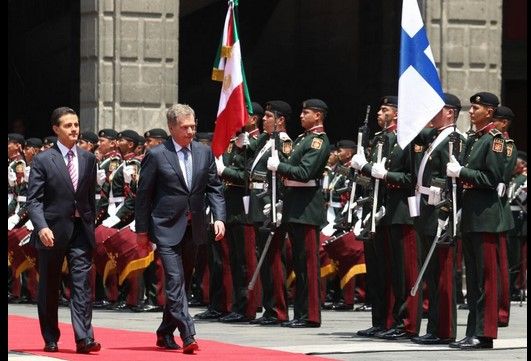 Peña Nieto recibe a presidente de Finlandia Peña Nieto recibe a presidente de Finlandia