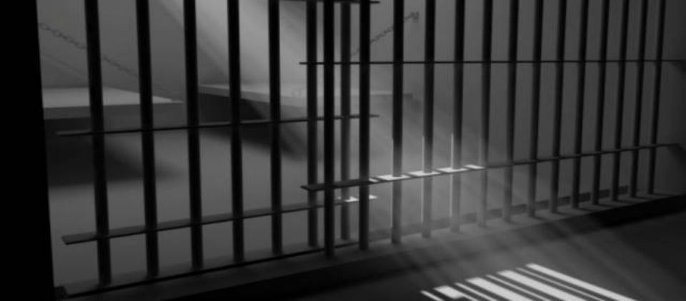 Dictan formal prisión a implicados en caso de joven esclavizada