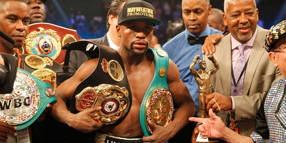 Mayweather renunciaría a sus campeonatos Mayweather renunciaría a sus campeonatos