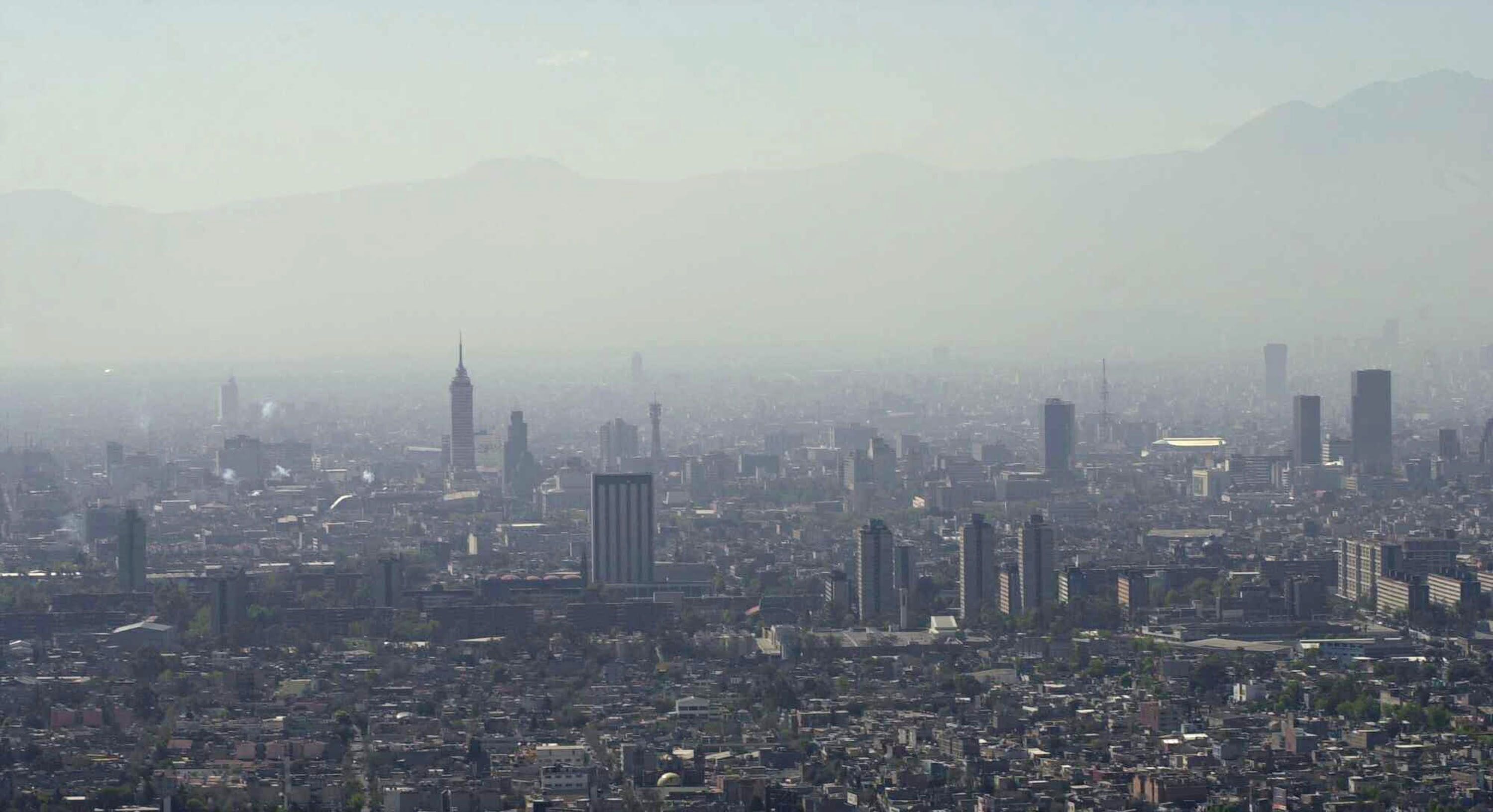 El 80% de la contaminación del DF proviene de entidades vecinas