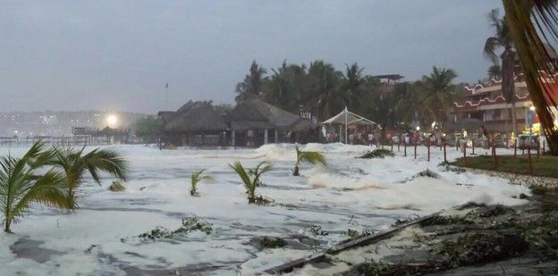 Oaxaca solicitará declaratoria de emergencia por mar de fondo