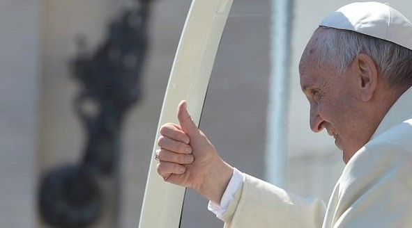 ¿Qué lleva el papa Francisco en su maleta? ¿Qué lleva el papa Francisco en su maleta?