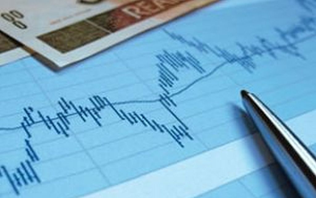 Analistas recortan proyección de crecimiento económico Analistas recortan proyección de crecimiento económico