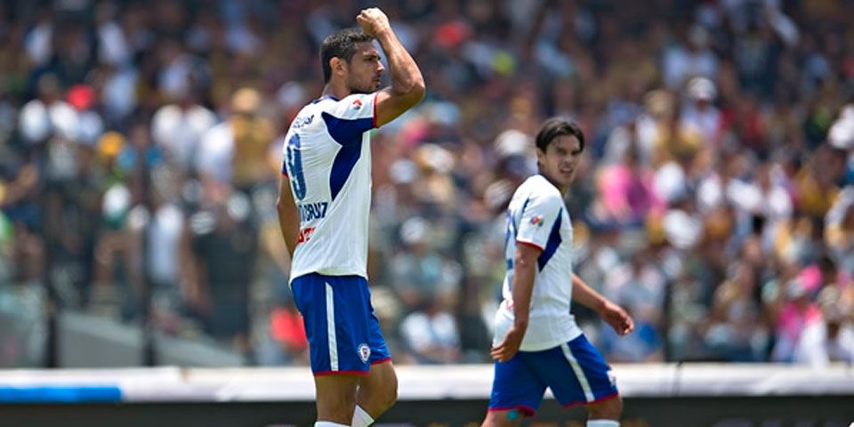Cruz Azul sigue en la pelea