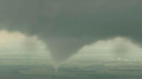 Tornado golpea sur de la ciudad de Oklahoma