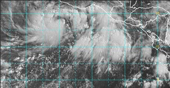Tormenta tropical Carlos se fortalece en el Pacífico