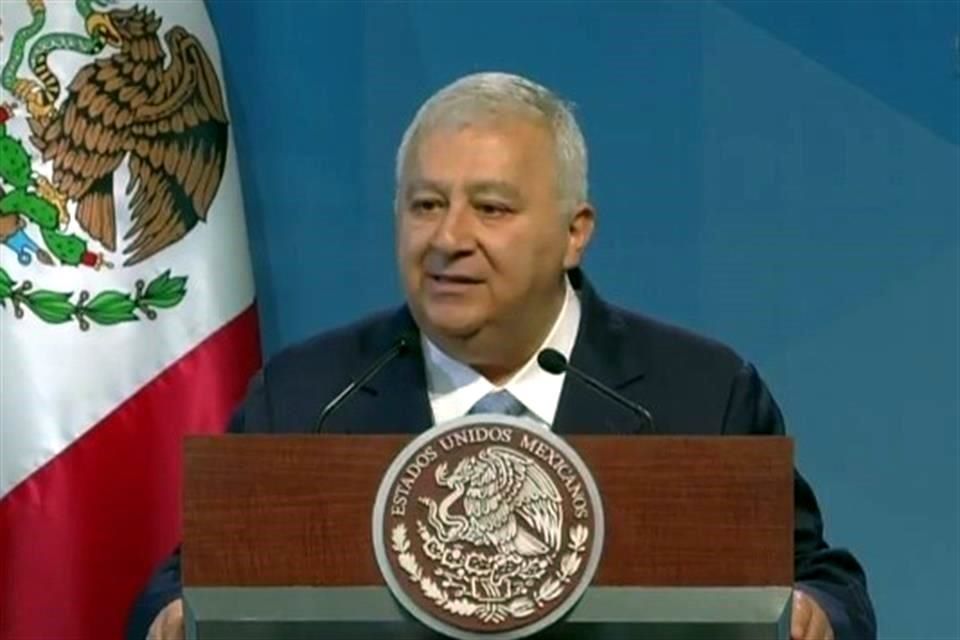 Maestros abuchean a Chuayffet Maestros abuchean a Chuayffet