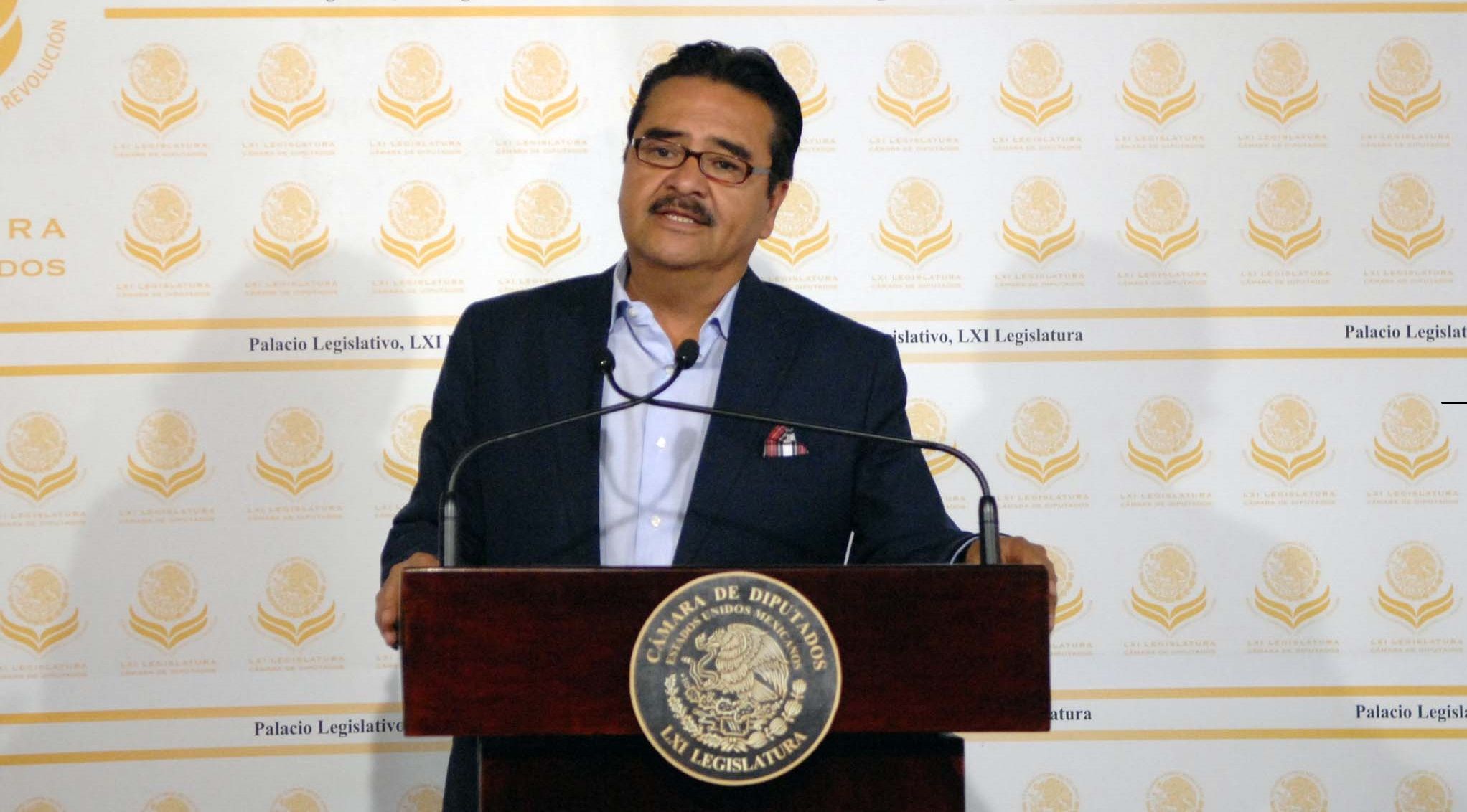 Liberan a vocero de Monreal