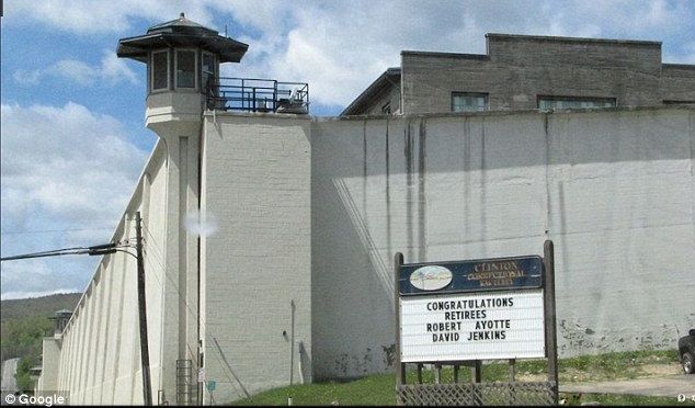 Reclusos logran fugarse de una cárcel de alta seguridad en EE.UU. Reclusos logran fugarse de una cárcel de alta seguridad en EE.UU.