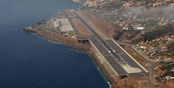 Aterrizar en Madeira, un reto para los pilotos Aterrizar en Madeira, un reto para los pilotos
