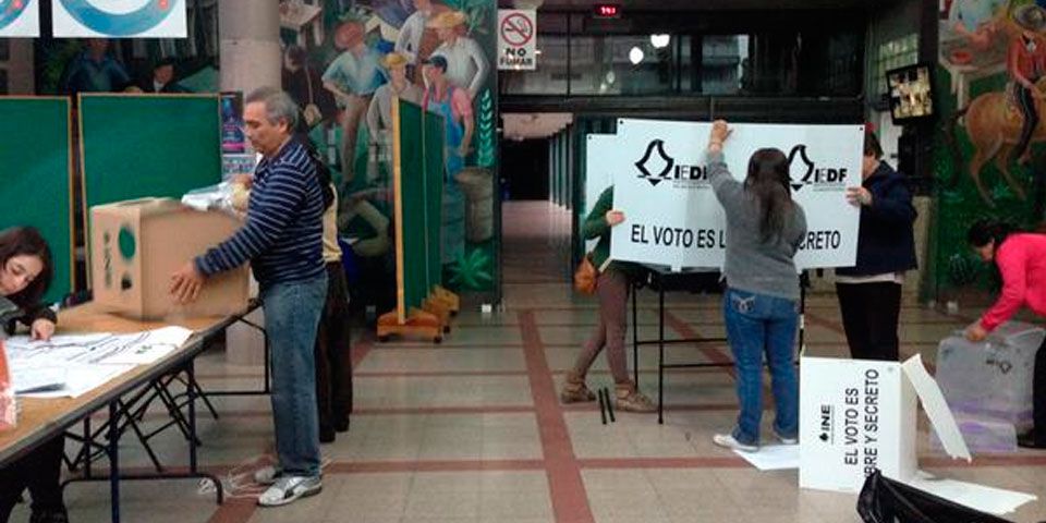 Inician comicios con retraso en la Miguel Hidalgo