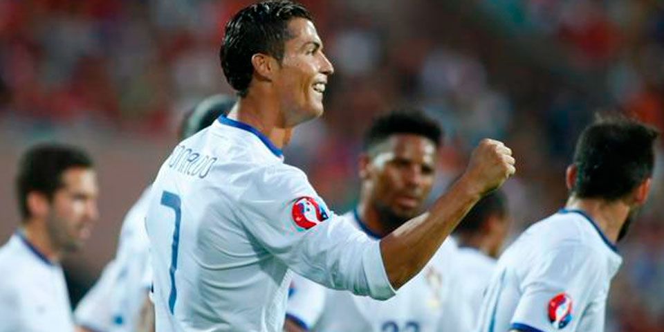 Cristiano Ronaldo salva a Portugal