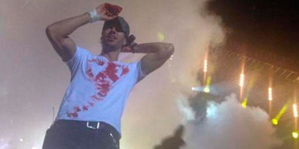 Enrique Iglesias se someterá a cirugía reconstructiva Enrique Iglesias se someterá a cirugía reconstructiva