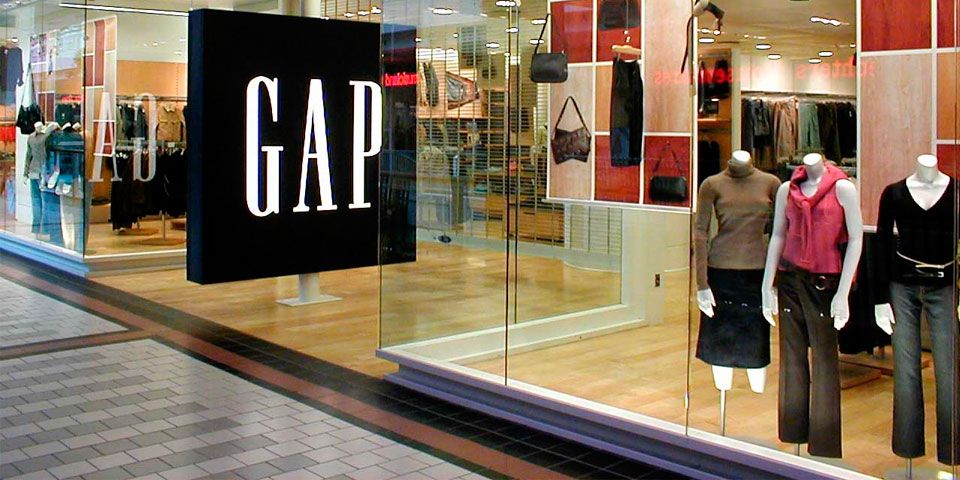 Anuncia Gap cierre de 175 tiendas