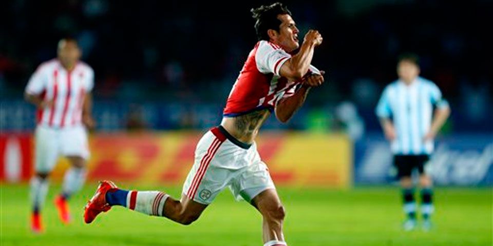 Paraguay sorprende a Argentina Paraguay sorprende a Argentina