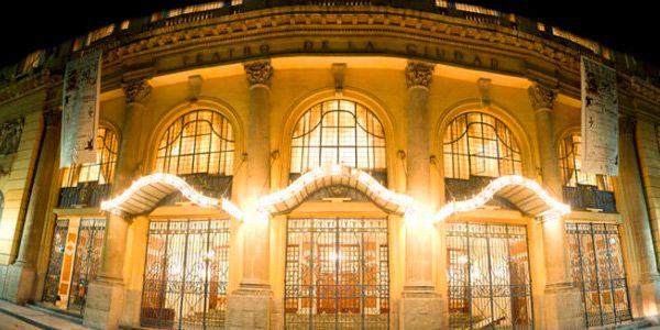 Homenaje a Jaime Almeida en el Teatro de la Ciudad Homenaje a Jaime Almeida en el Teatro de la Ciudad