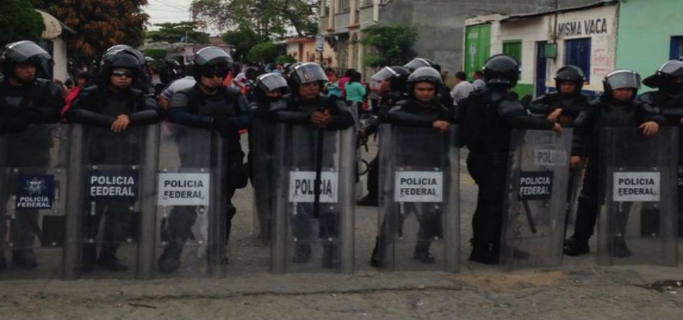 Policía Federal toma control de la junta del INE en Tehuantepec